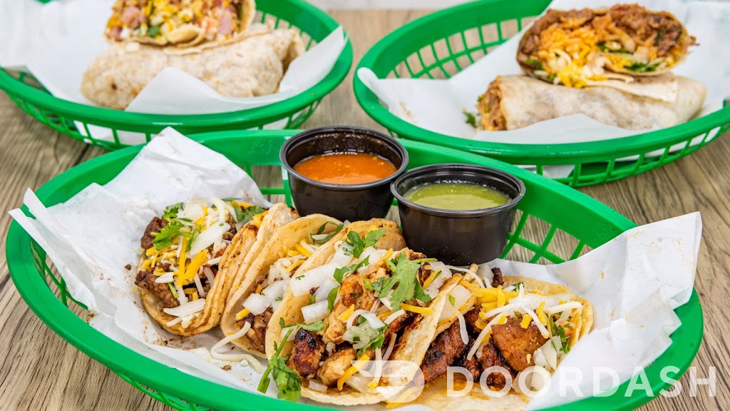 Petit Street Grill | restaurant | 2911 Petit St, Camarillo, CA 93012, USA | 8053839060 OR +1 805-383-9060