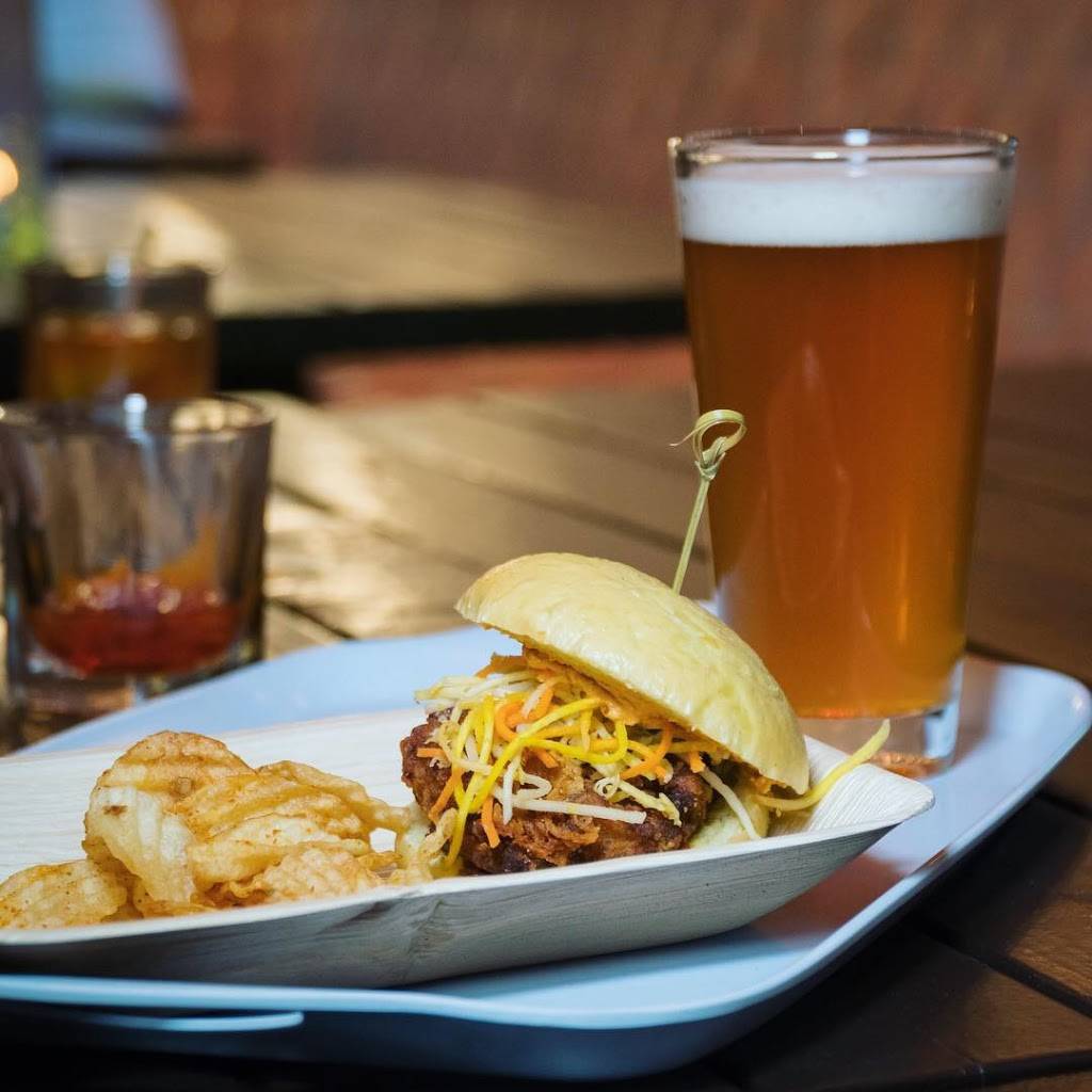 Grand Bizarre Supper Club | restaurant | 15 Saskatchewan Rd, Toronto, ON M6K 3C3, Canada | 4165959998 OR +1 416-595-9998