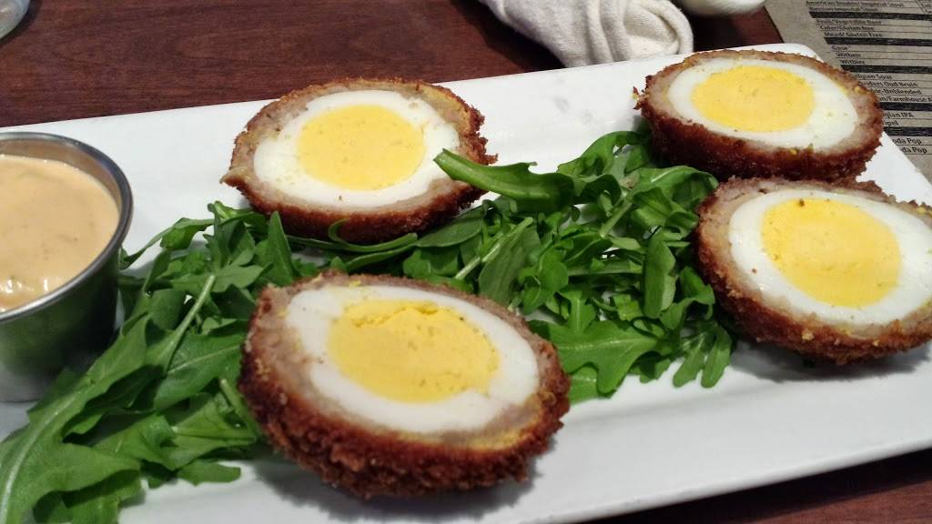 One-Eyed Bettys | restaurant | 175 W Troy St, Ferndale, MI 48220, USA | 2488086633 OR +1 248-808-6633