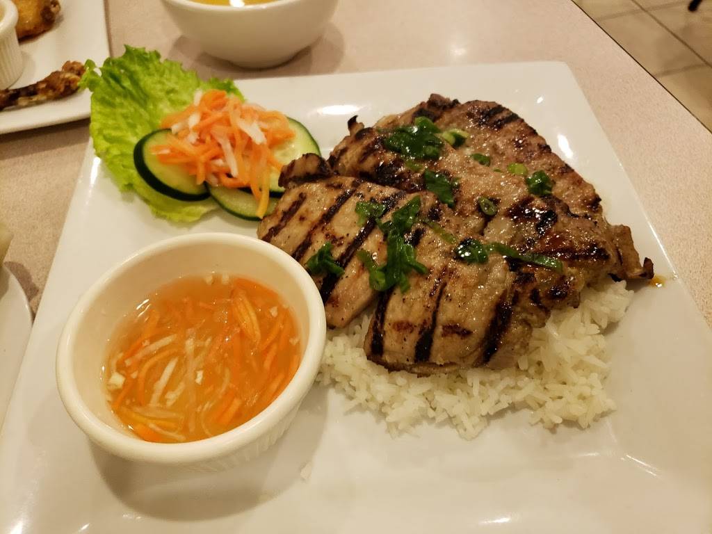 Pho Thang Long | restaurant | 3071 Nutley Street, Fairfax, VA 22031, USA | 7032089679 OR +1 703-208-9679