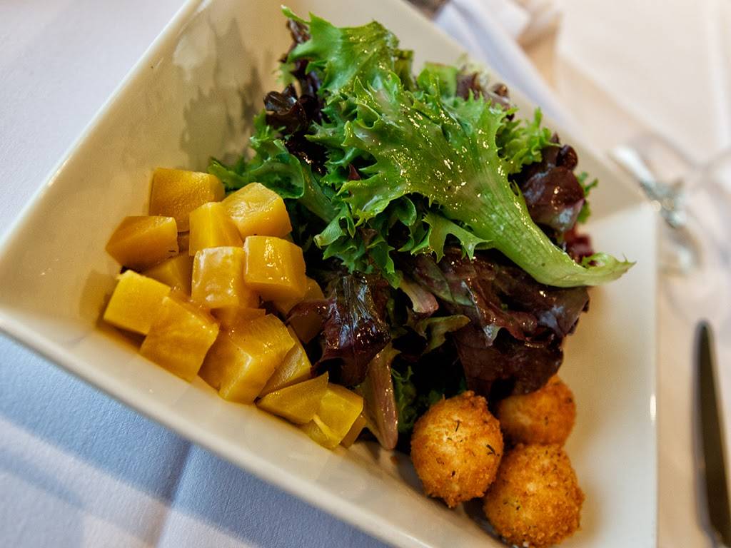 Kincaid Grill | restaurant | 6700 Jewel Lake Rd, Anchorage, AK 99502, USA | 9072430507 OR +1 907-243-0507