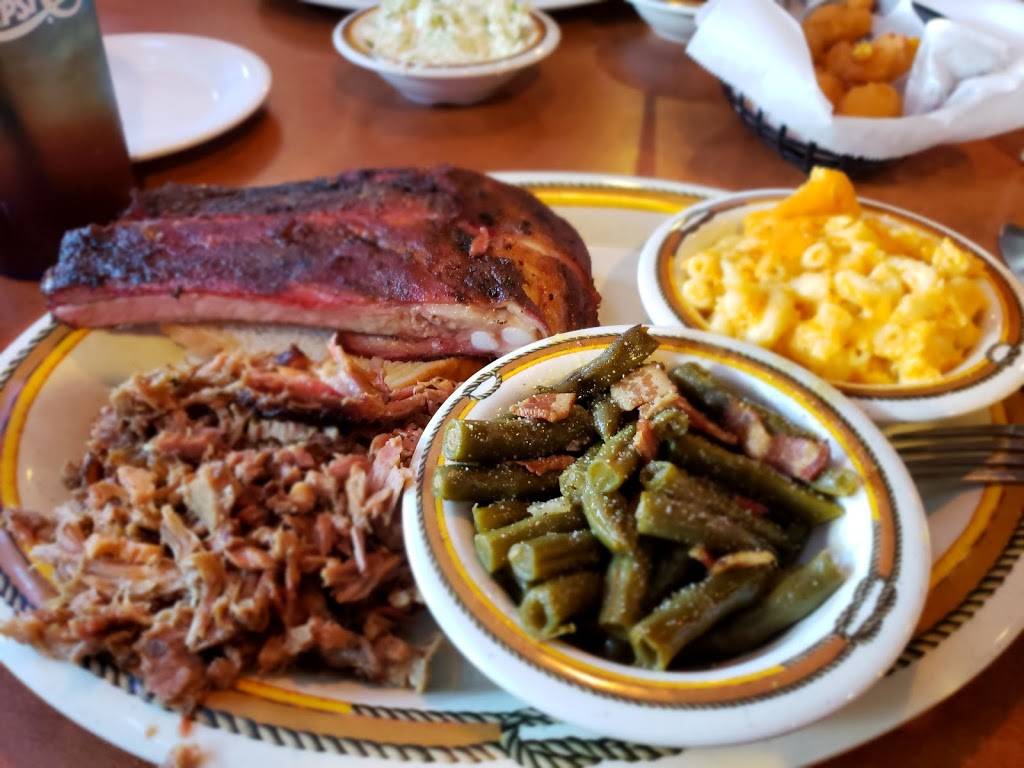 The Pig Bar-B-Q | restaurant | 14985 Old St Augustine Rd #108, Jacksonville, FL 32258, USA | 9043740393 OR +1 904-374-0393
