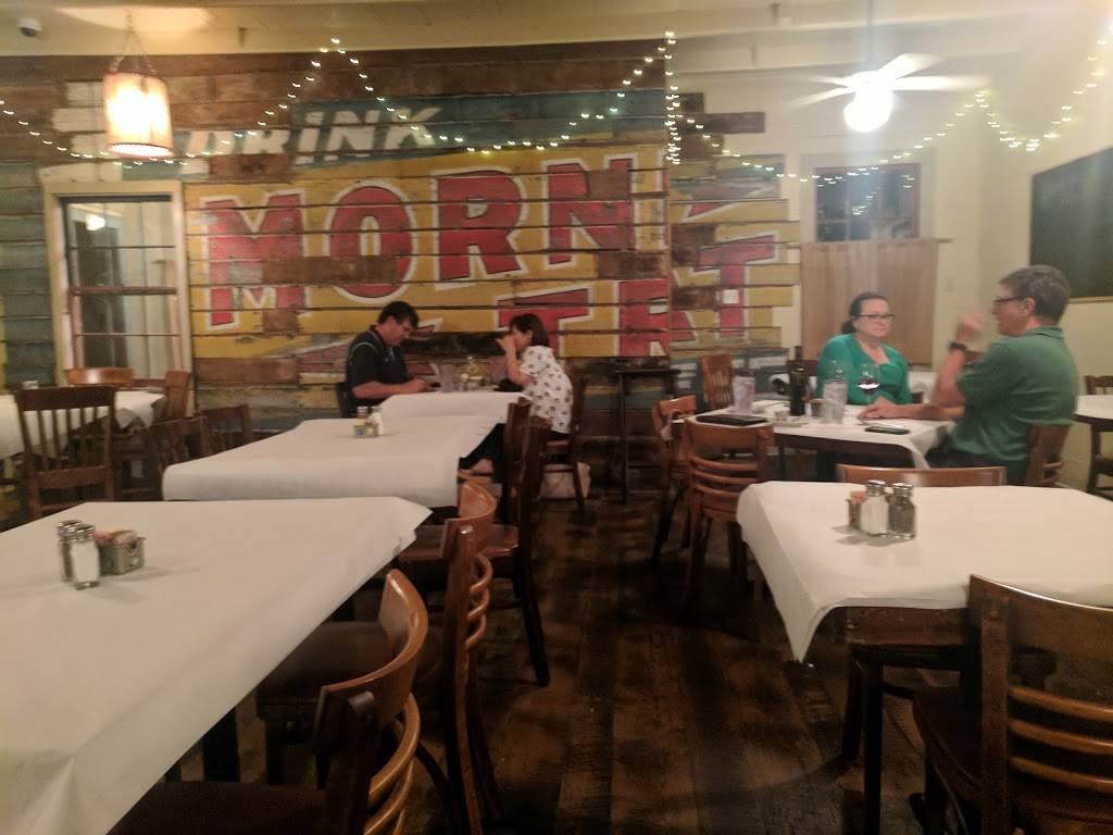 Robertos River Road Restaurant | restaurant | 1985 LA-75, Sunshine, LA 70780, USA | 2256425999 OR +1 225-642-5999