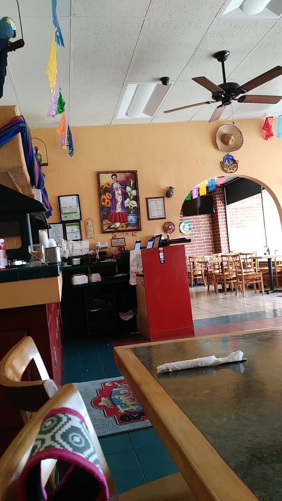 Viva La Fiesta, Mexican Restaurant | restaurant | 21409 Devonshire St, Chatsworth, CA 91311, USA | 8189604626 OR +1 818-960-4626