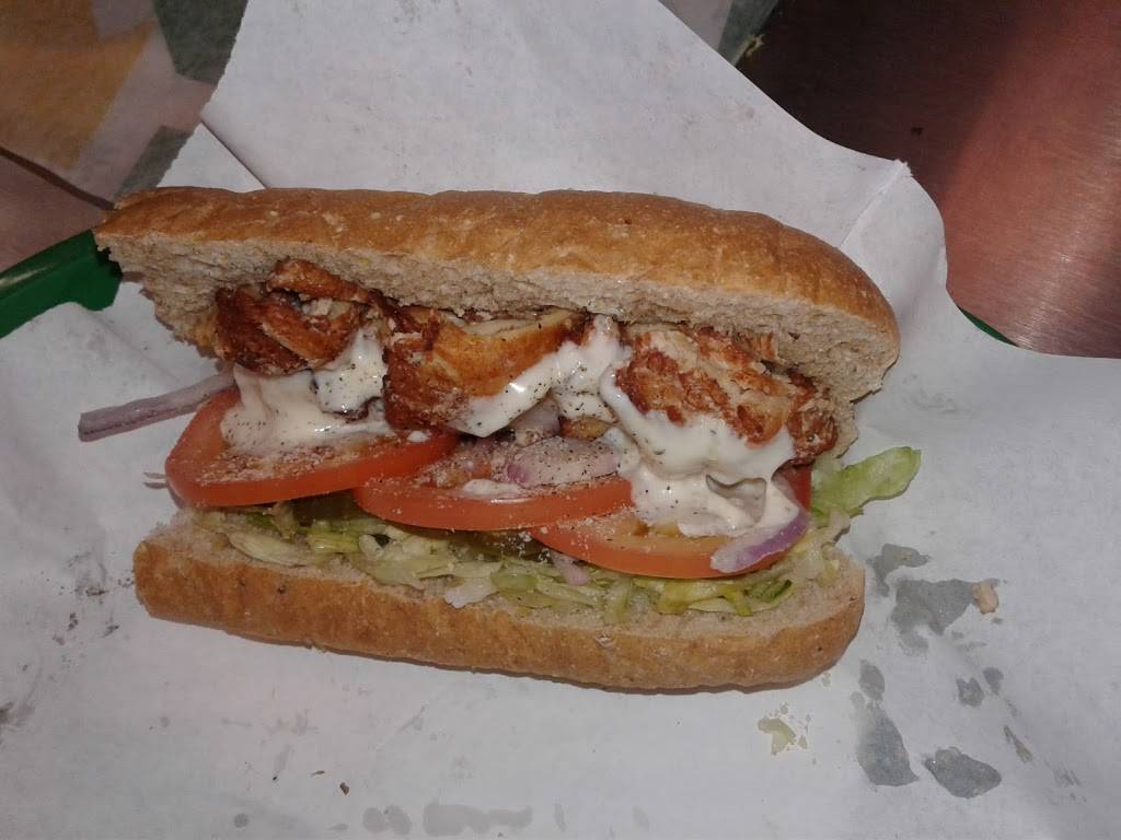 Subway | meal takeaway | 5757 W Glendale Ave, Glendale, AZ 85301, USA | 6239394791 OR +1 623-939-4791