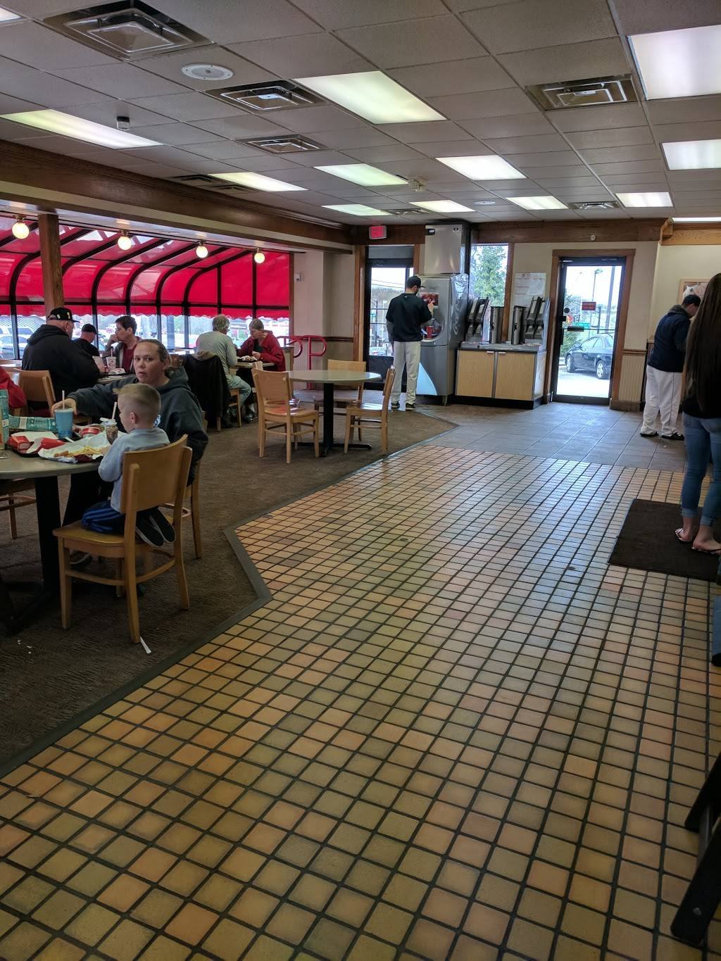 Wendys | restaurant | 3239 S Arlington Rd, Akron, OH 44312, USA | 3306450468 OR +1 330-645-0468