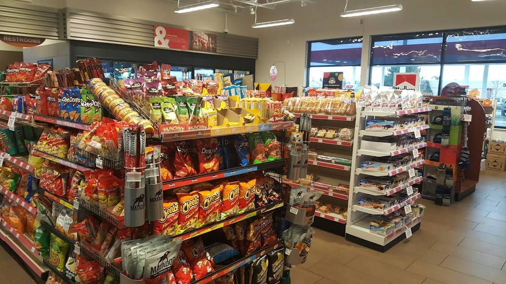 Kum & Go | meal takeaway | 3025 Hancock Expy, Colorado Springs, CO 80916, USA | 7194738296 OR +1 719-473-8296