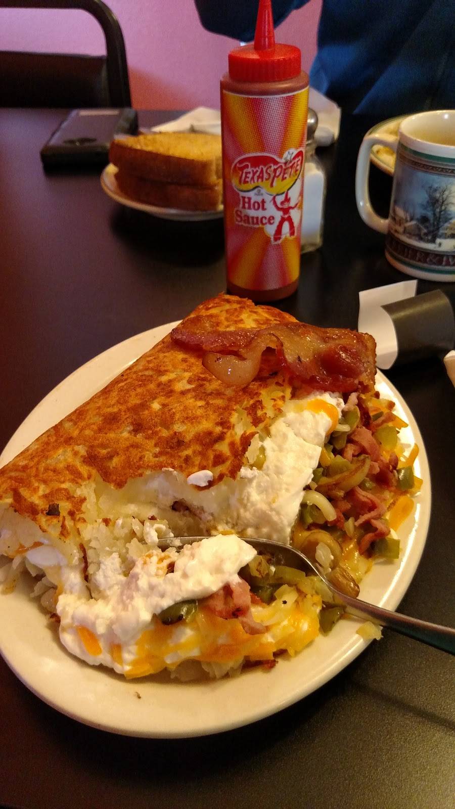 Papa Bears | restaurant | 2280 E Apple Ave, Muskegon, MI 49442, USA | 2317732067 OR +1 231-773-2067