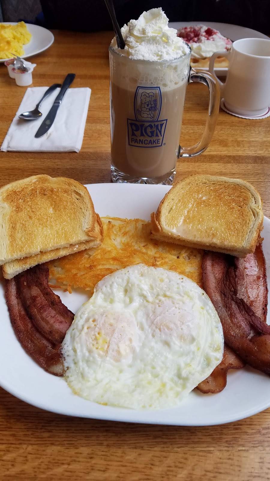 Pig N Pancake | restaurant | 223 S Hemlock St, Cannon Beach, OR 97110, USA | 5034362851 OR +1 503-436-2851