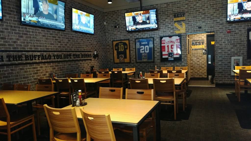 Buffalo Wild Wings | meal takeaway | 6677 N Wayne Rd, Westland, MI 48185, USA | 7346414000 OR +1 734-641-4000