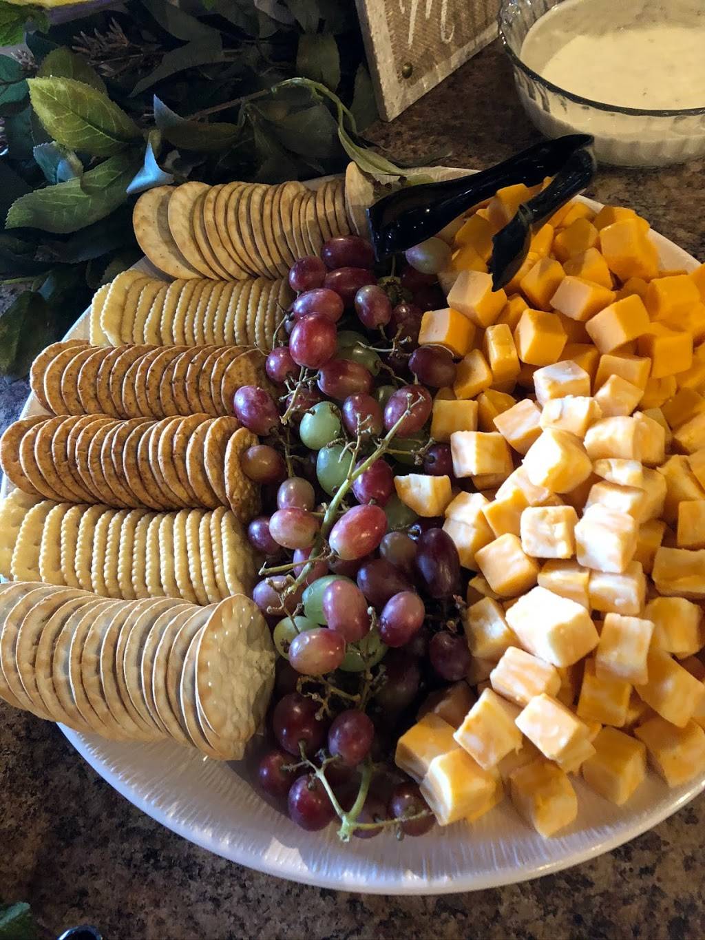 Broken Bones BBQ | restaurant | 481 CO-105, Monument, CO 80132, USA | 7194870471 OR +1 719-487-0471