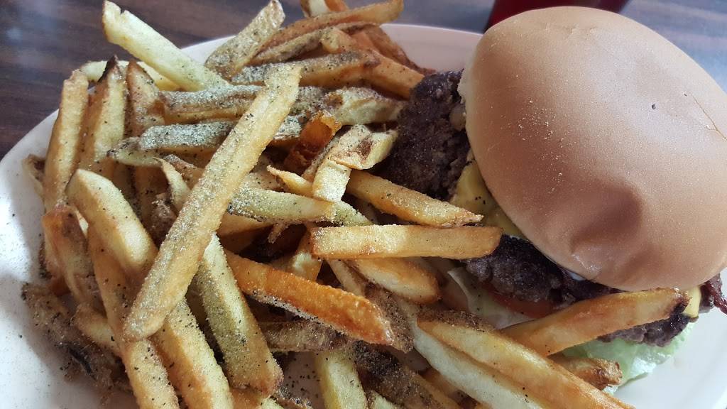 Burger Island | restaurant | 4422 Lemmon Ave, Dallas, TX 75219, USA | 2144430015 OR +1 214-443-0015