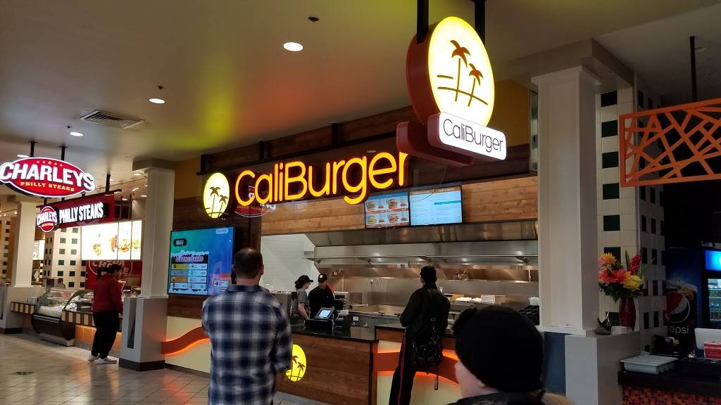 CaliBurger Seattle - Alderwood Mall | restaurant | 3000 184th St SW, Lynnwood, WA 98037, USA | 4256972878 OR +1 425-697-2878