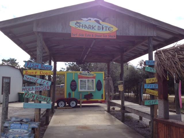 Shark Bite Navarre | restaurant | 8671 Navarre Pkwy, Navarre, FL 32566, USA | 3102427676 OR +1 310-242-7676