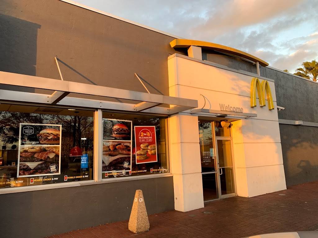 McDonalds | cafe | 1077 S US 301 Hwy, Jacksonville, FL 32234, USA | 9042664808 OR +1 904-266-4808