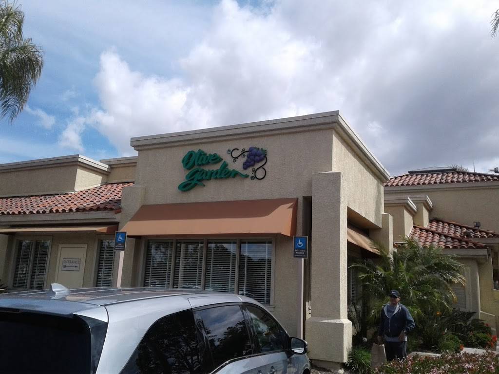 Olive Garden Italian Restaurant | meal takeaway | 3755 Alton Pkwy, Irvine, CA 92606, USA | 9492638692 OR +1 949-263-8692