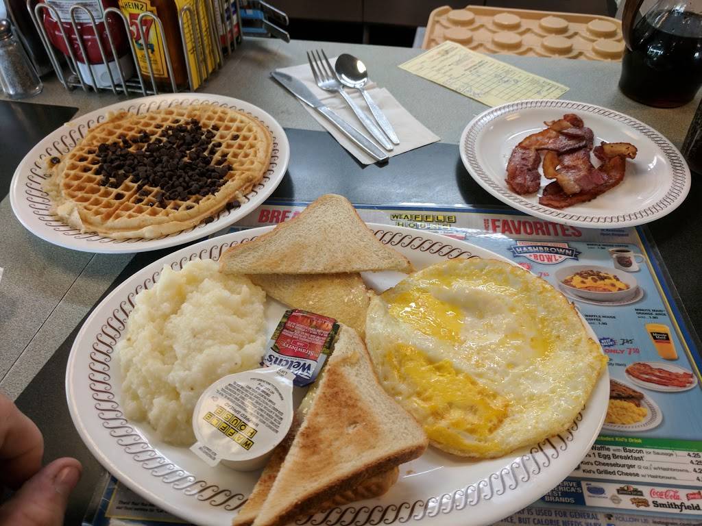 Waffle House | meal takeaway | 1420 Red Bud Rd NE, Calhoun, GA 30701, USA | 7066250469 OR +1 706-625-0469