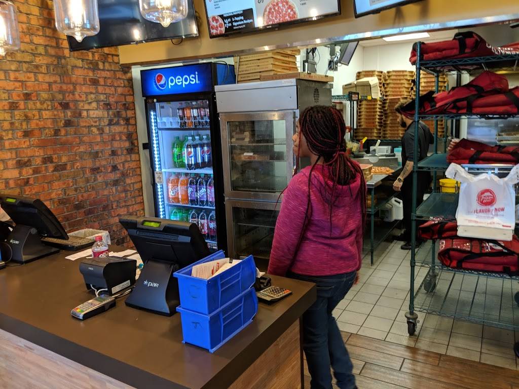 Pizza Hut | meal takeaway | 2020 Bolton Rd NW, Atlanta, GA 30318, USA | 4044580555 OR +1 404-458-0555