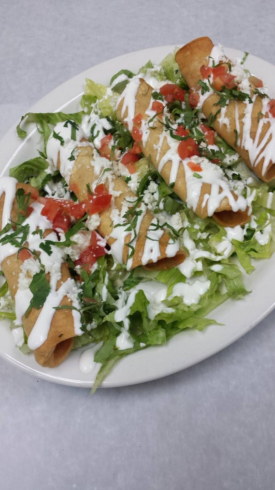 Elenas | restaurant | 5 W Tremont Ave, Bronx, NY 10453, USA | 9177377100 OR +1 917-737-7100