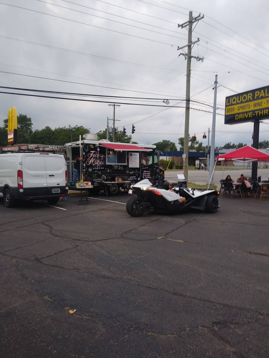 Taco N Madres | restaurant | 5601preston hwy, Louisville, KY 40219, USA | 5026140102 OR +1 502-614-0102