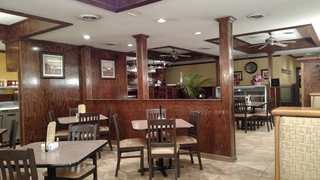 Gippers | night club | 8455 E Pine Bluff Rd, Coal City, IL 60416, USA | 8159428135 OR +1 815-942-8135