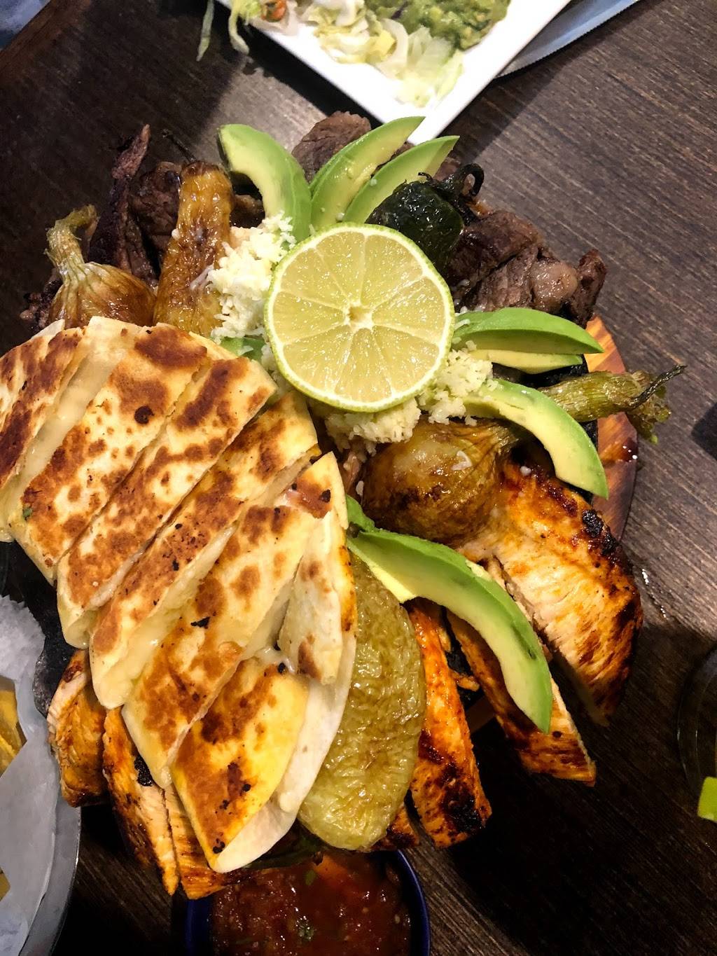 Agave Mexican Grill | restaurant | 1430 Ribaut Rd, Port Royal, SC 29935, USA | 8433790232 OR +1 843-379-0232