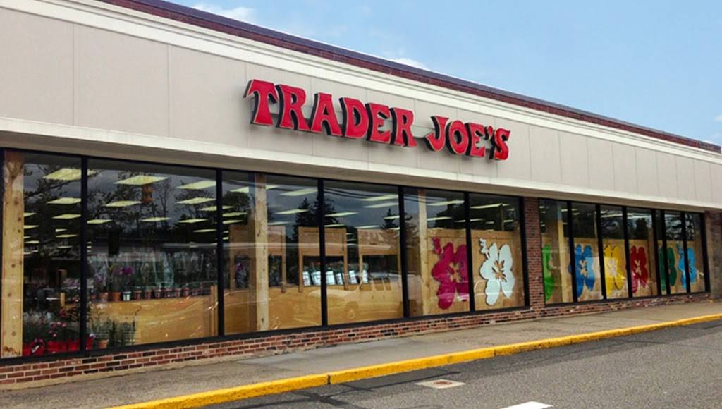 Compo Acres Shopping Center | shopping mall | 374 Post Rd E, Westport, CT 06880, USA | 2036355560 OR +1 203-635-5560