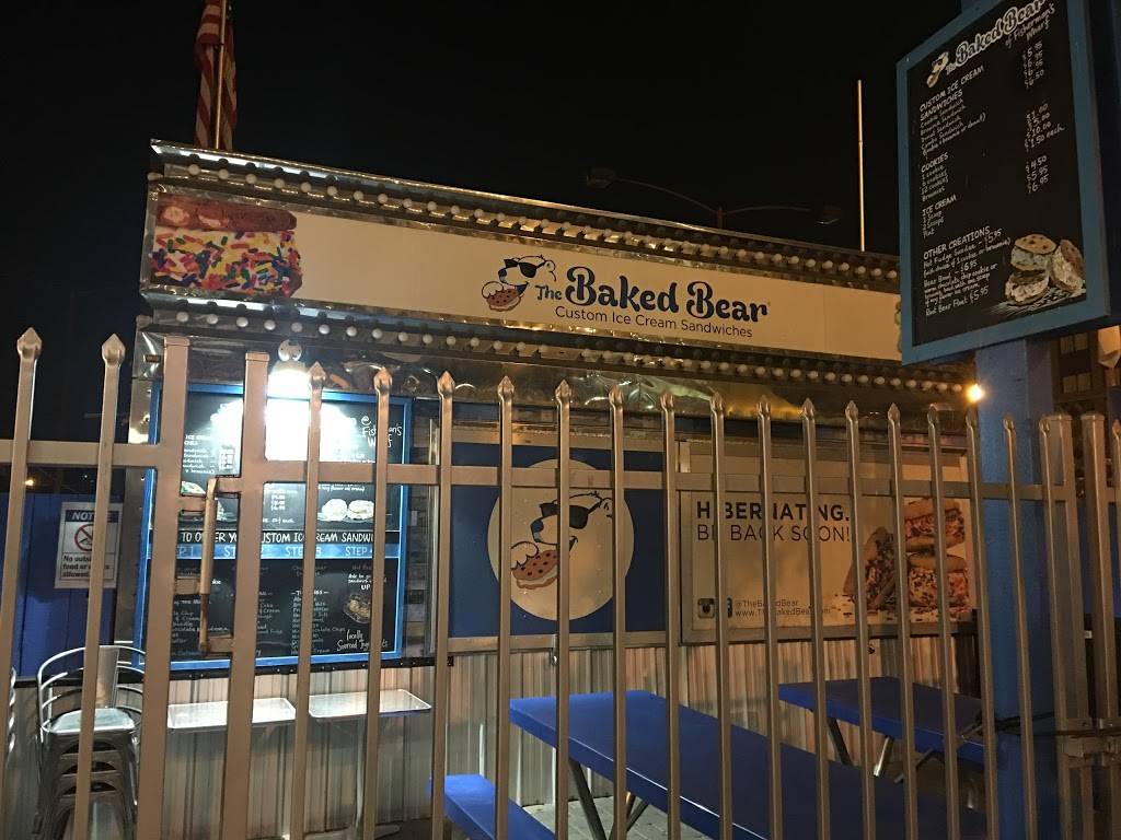 The Baked Bear - Ice Cream and Cookie Sandwiches | bakery | 2824 Jones St, San Francisco, CA 94133, USA | 4159932327 OR +1 415-993-2327