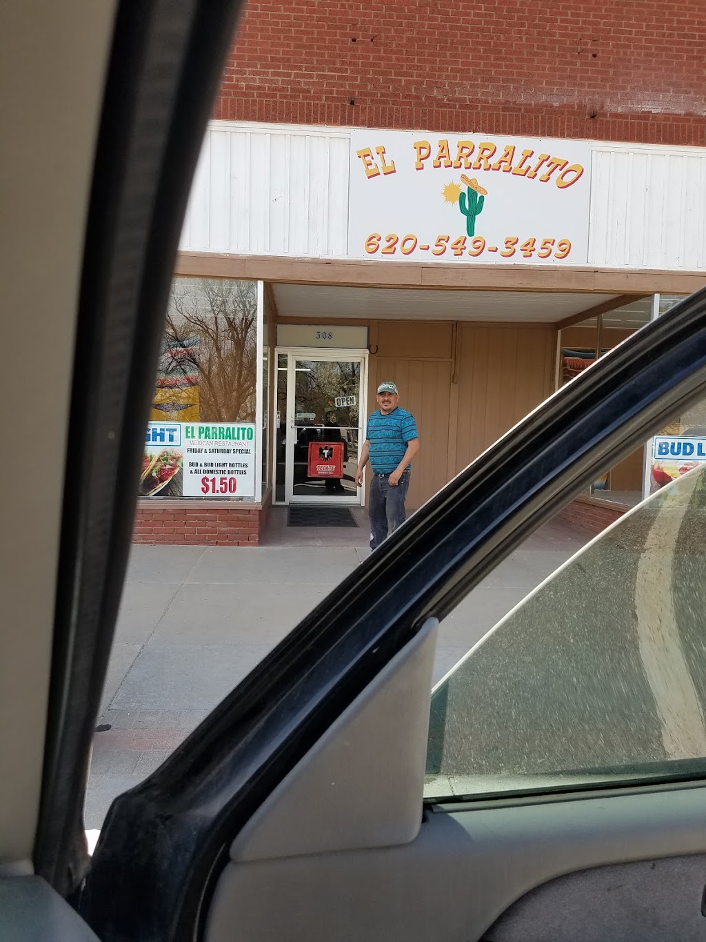 El Parralito | restaurant | 310 N Main St, St John, KS 67576, USA | 6205493459 OR +1 620-549-3459