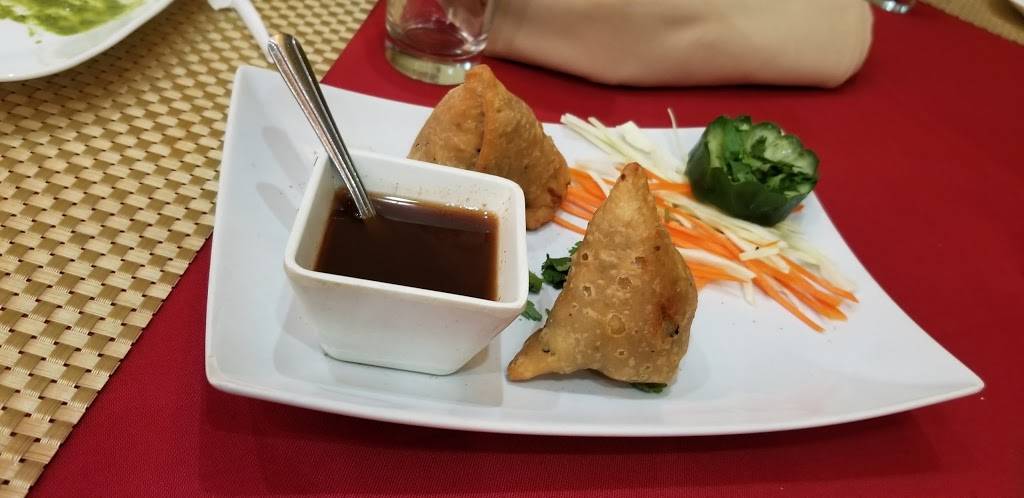 Lotus Asian Fusion | restaurant | 16 W Marie St, Hicksville, NY 11801, USA | 5168225600 OR +1 516-822-5600