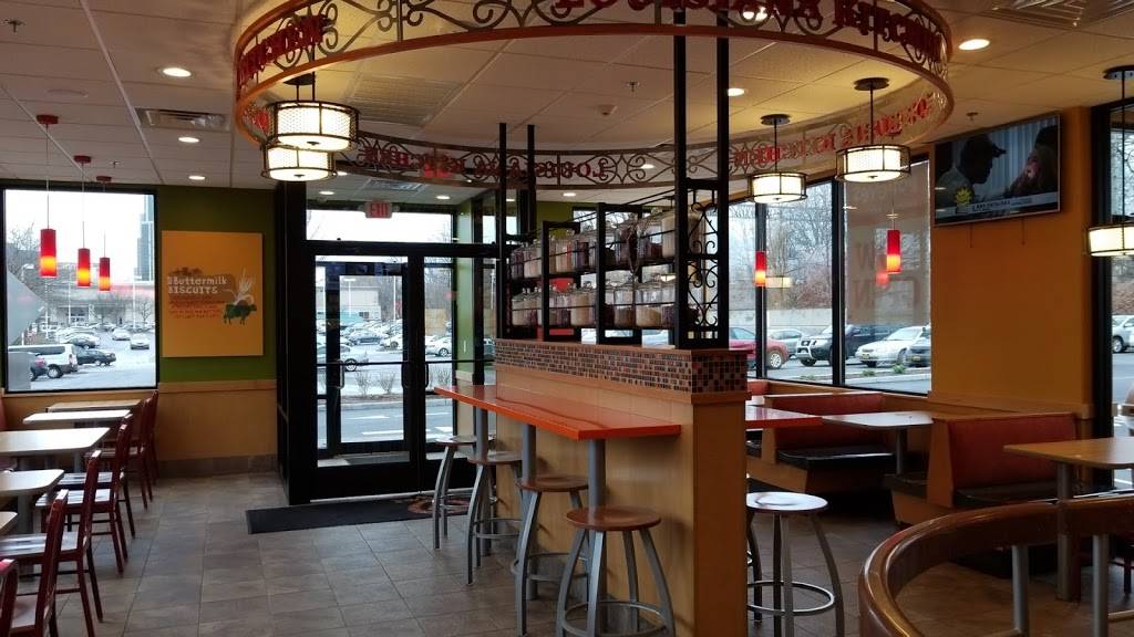 Popeyes Louisiana Kitchen | restaurant | 8 Joyce Rd, New Rochelle, NY 10801, USA | 9143652907 OR +1 914-365-2907