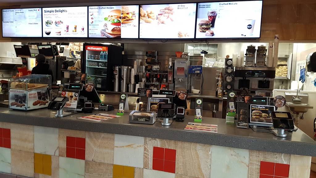 McDonalds | cafe | 11015 Sepulveda Blvd, Mission Hills, CA 91345, USA | 8183618696 OR +1 818-361-8696