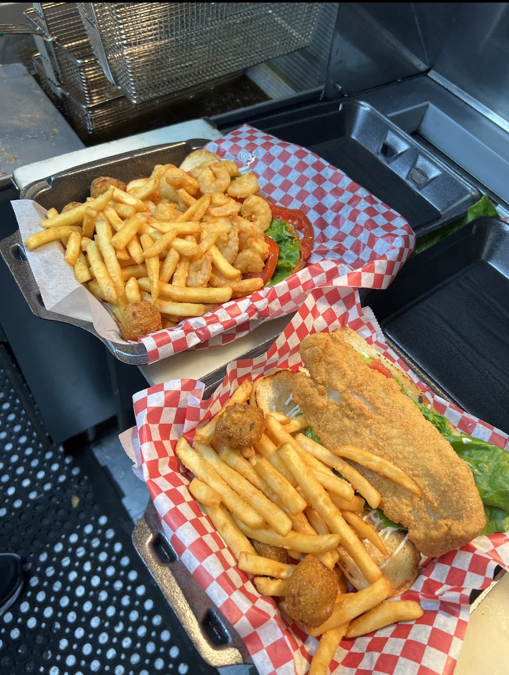 Voodoo Roux Cajun Food | restaurant | 108 Black Mountain Ave, Black Mountain, NC 28711, USA | 8283016799 OR +1 828-301-6799