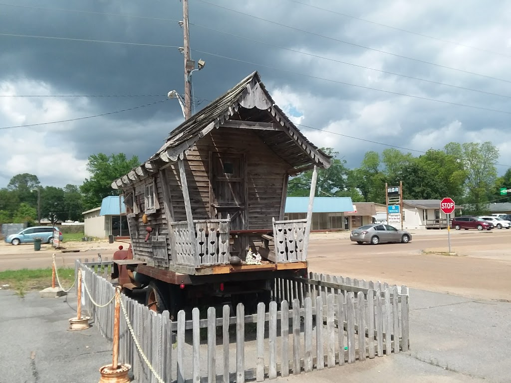 Nannys Restaurant | restaurant | 333 Tunica Dr W, Marksville, LA 71351, USA | 3182536058 OR +1 318-253-6058