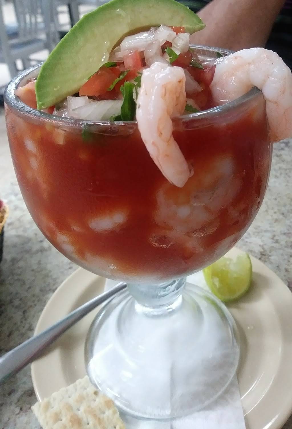 Mariscos 2000 | restaurant | 3068 Forest Ln ste 111, Dallas, TX 75234, USA | 9722432886 OR +1 972-243-2886