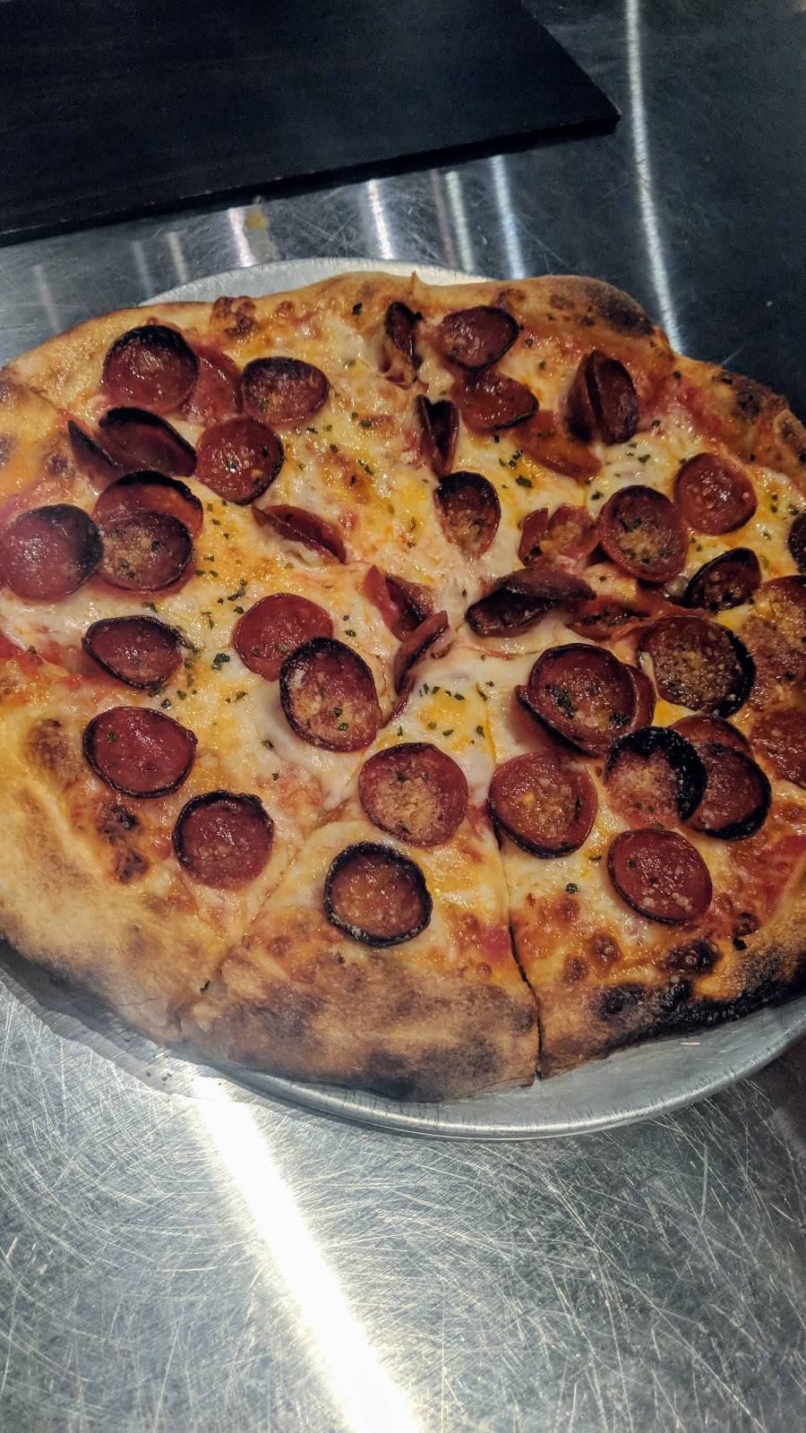 Mohio Pizza | restaurant | 23 N Sandusky St, Delaware, OH 43015, USA | 7403639990 OR +1 740-363-9990