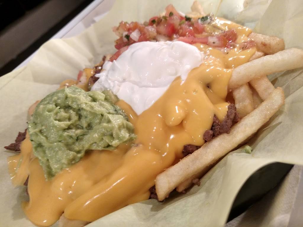 Margaritas Kitchen & Cantina | restaurant | 879 W Harbor Dr, San Diego, CA 92101, USA | 6192393800 OR +1 619-239-3800