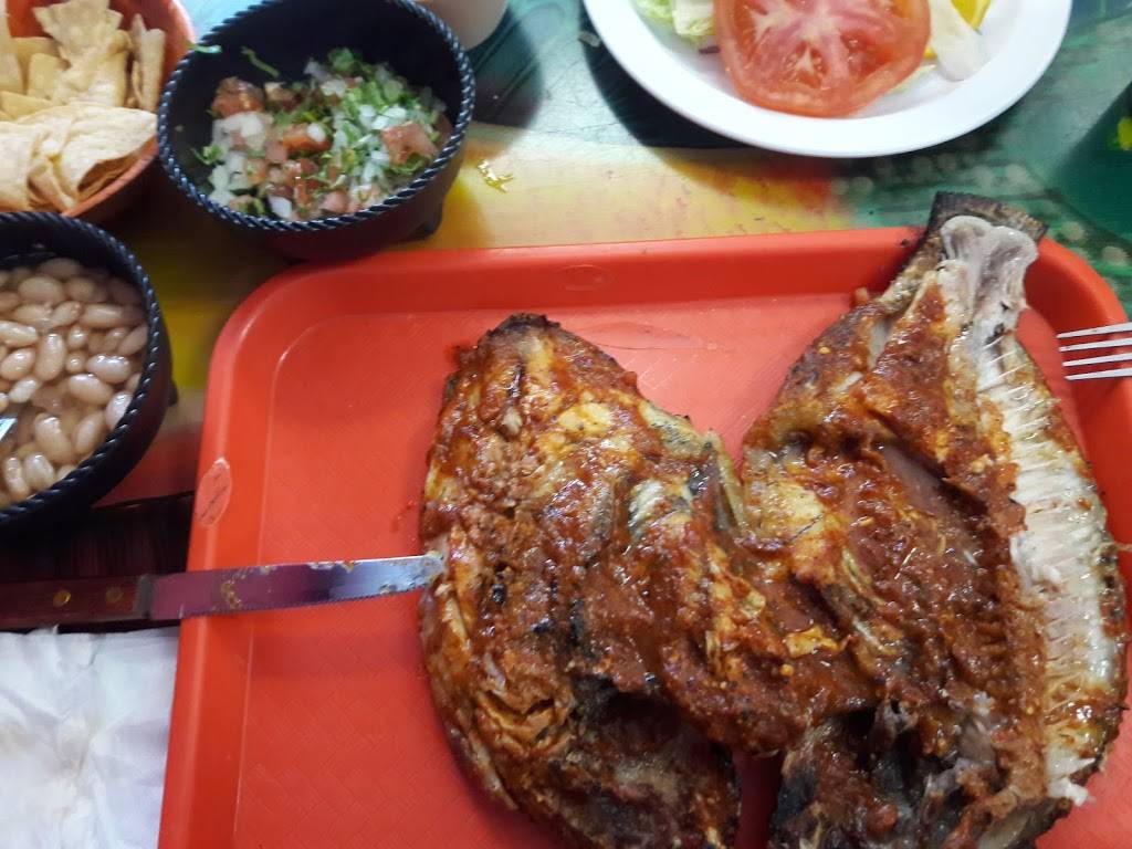 Mar Y Tierra Restaurant | restaurant | 1754 S Euclid Ave, Ontario, CA 91762, USA | 9092184360 OR +1 909-218-4360