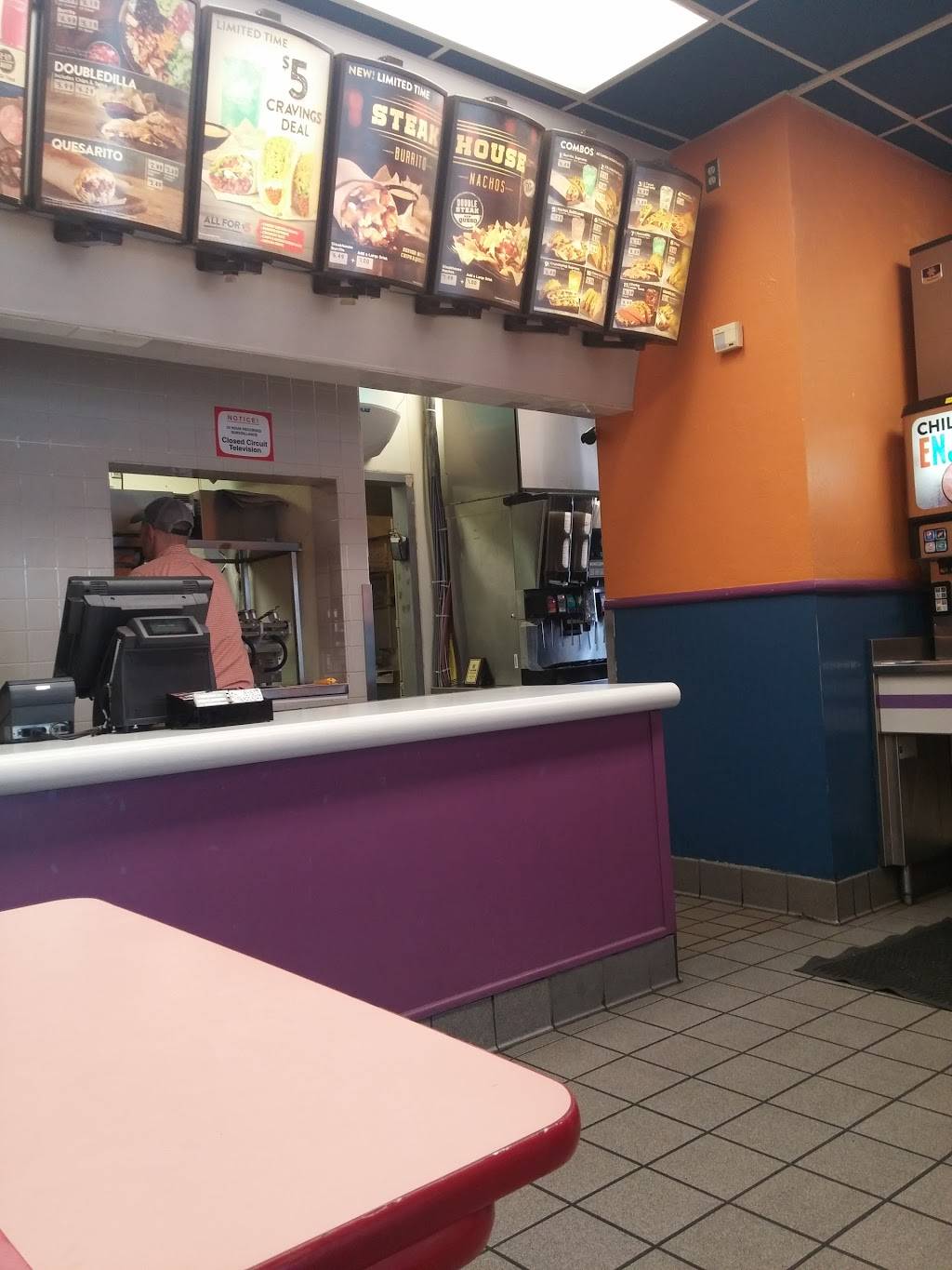 Taco Bell | meal takeaway | 102 East Walton St E, Willard, OH 44890, USA | 4199352009 OR +1 419-935-2009