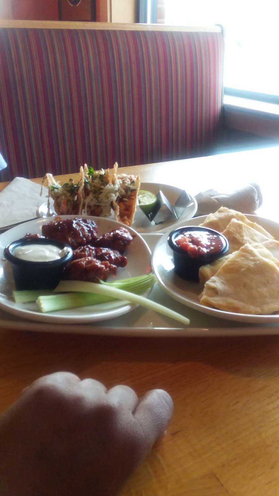 Applebees Grill + Bar | restaurant | G-3129 Miller Rd, Flint, MI 48507, USA | 8102351911 OR +1 810-235-1911