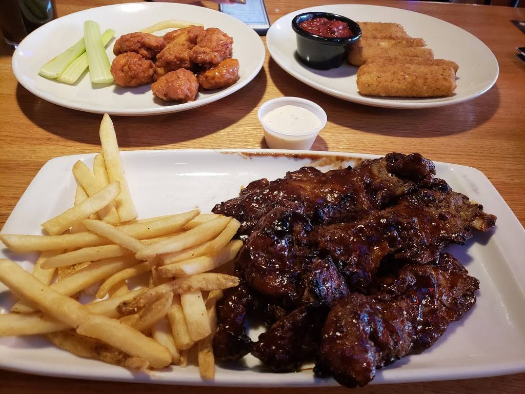 Applebees Grill + Bar | restaurant | 7007 N Cedar Ave, Fresno, CA 93720, USA | 5593227144 OR +1 559-322-7144