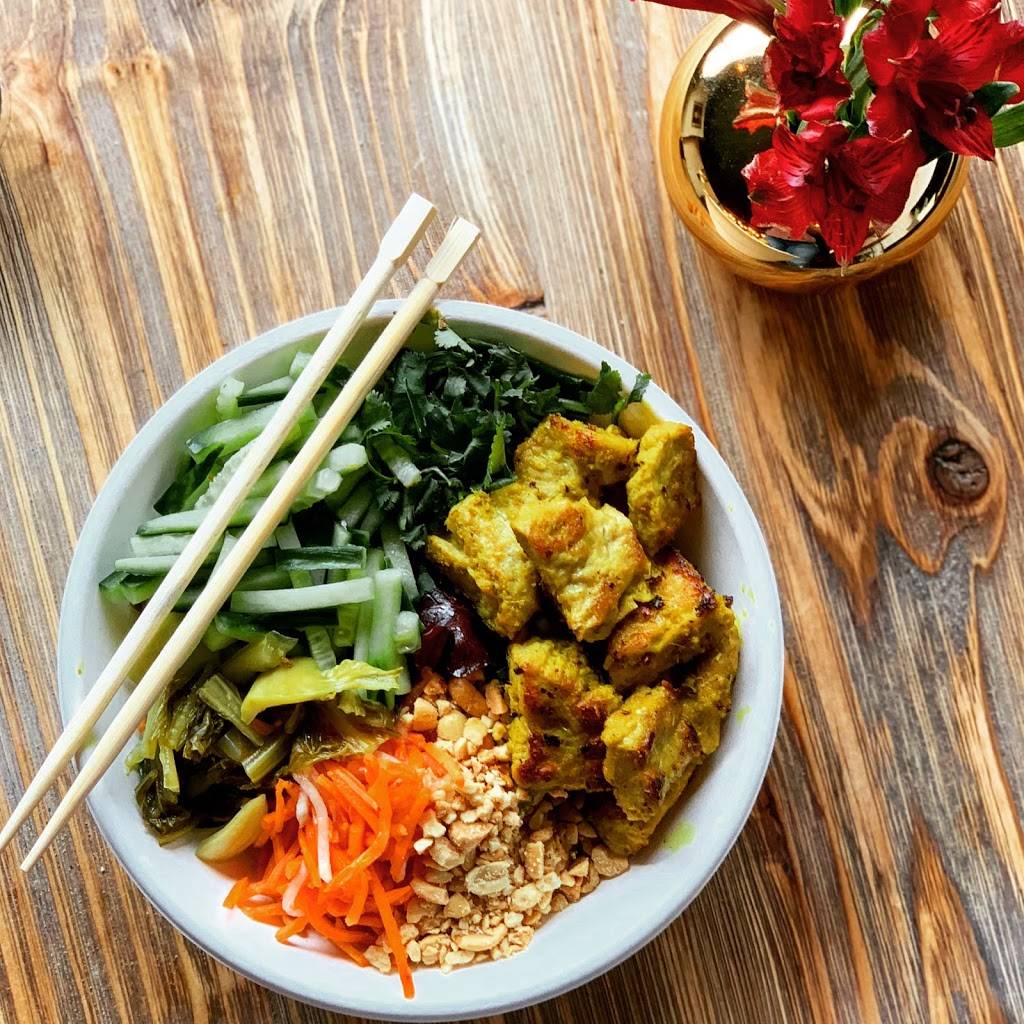 Yey’s Cafe | restaurant | 3225 Main St, Buffalo, NY 14214, USA | 7168340980 OR +1 716-834-0980