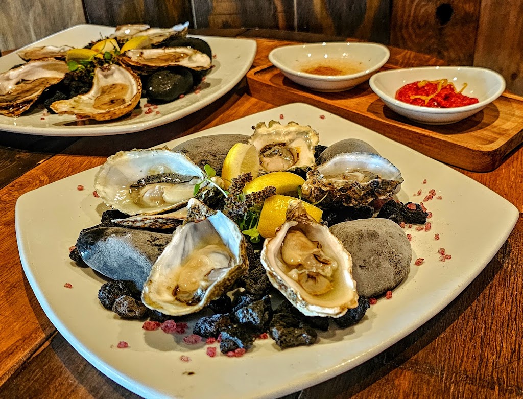 Camden Cellars Wine Bar | restaurant | 49990 Jefferson St #110, Indio, CA 92201, USA | 7607767030 OR +1 760-776-7030