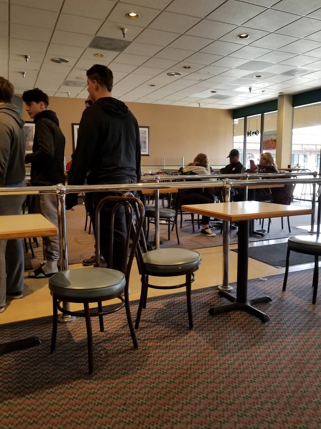 Round Table Pizza | meal delivery | 1744 Decoto Rd, Union City, CA 94587, USA | 5104893131 OR +1 510-489-3131