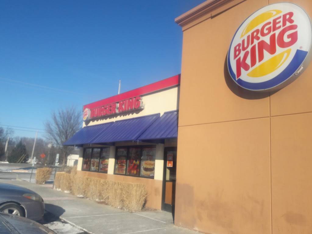 Burger King | restaurant | 905 W Morton Ave, Jacksonville, IL 62650, USA | 2172433388 OR +1 217-243-3388