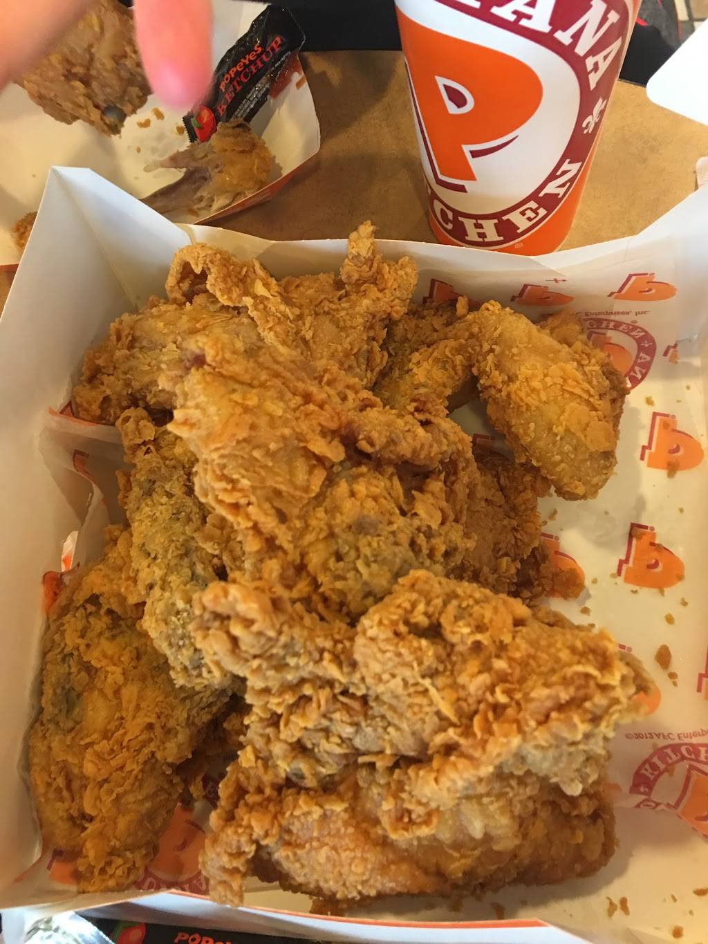 Popeyes Louisiana Kitchen | restaurant | McNamara Terminal, between Gates A60 and A64, Worldgateway Pl, Detroit, MI 48242, USA | 7342476887 OR +1 734-247-6887