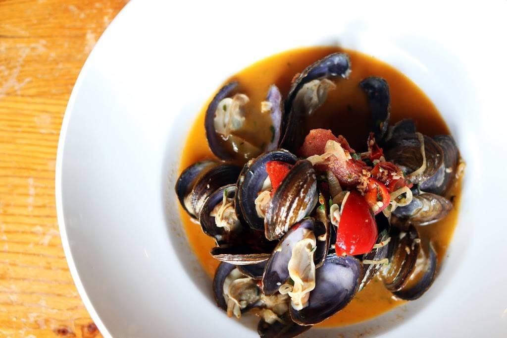 Local 360 | cafe | 2234 1st Ave, Seattle, WA 98121, USA | 2064419360 OR +1 206-441-9360