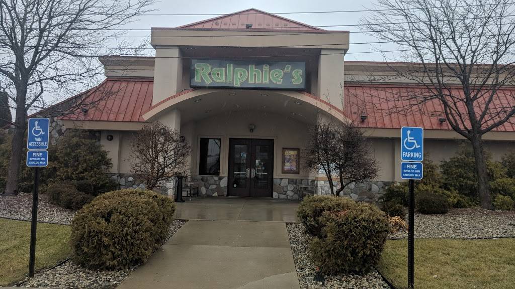 Ralphies Sports Eatery | restaurant | 6609 Airport Hwy, Holland, OH 43528, USA | 4198661344 OR +1 419-866-1344