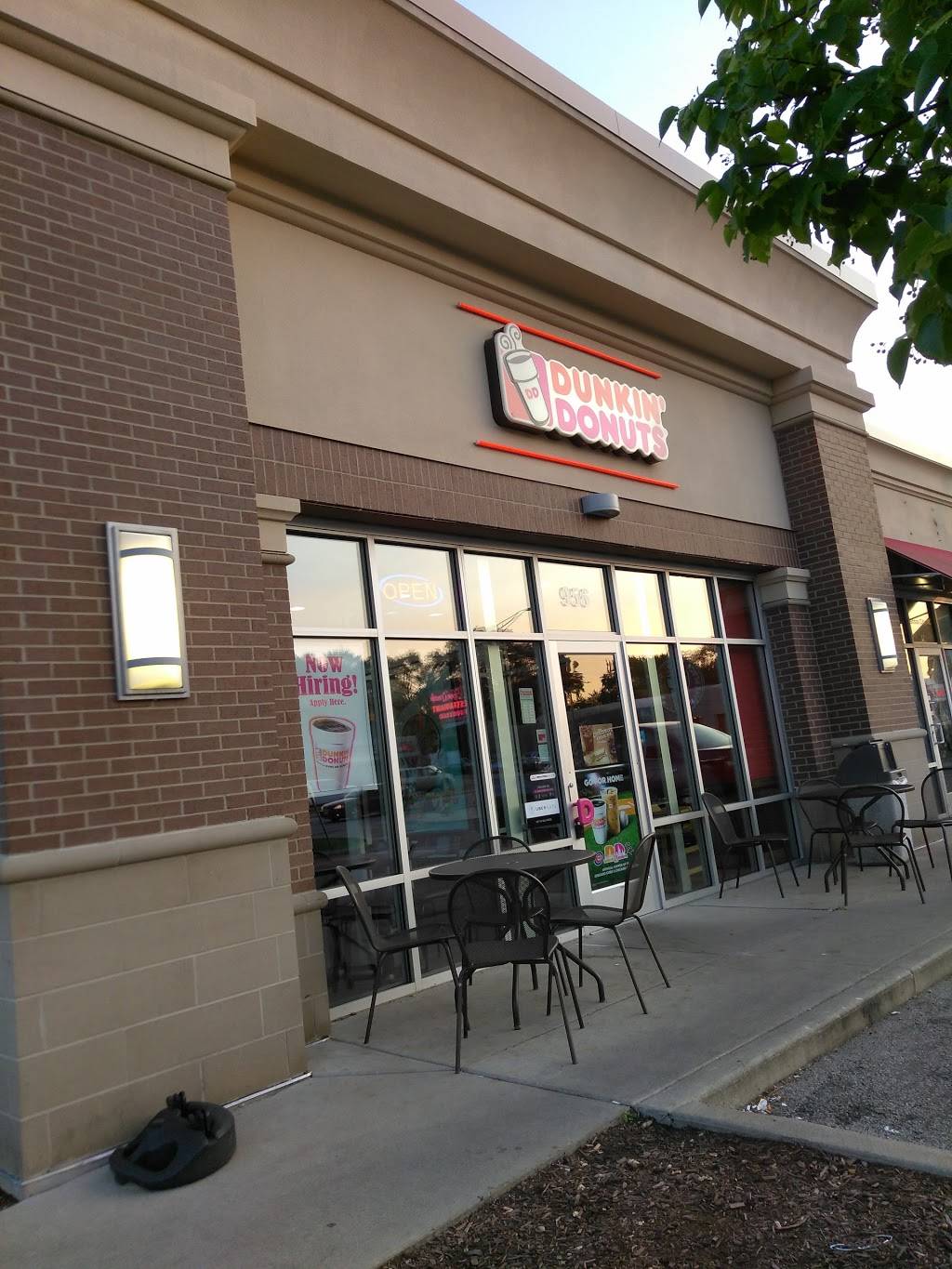 Dunkin | cafe | 956 E Roosevelt Rd, Wheaton, IL 60187, USA | 6306822580 OR +1 630-682-2580