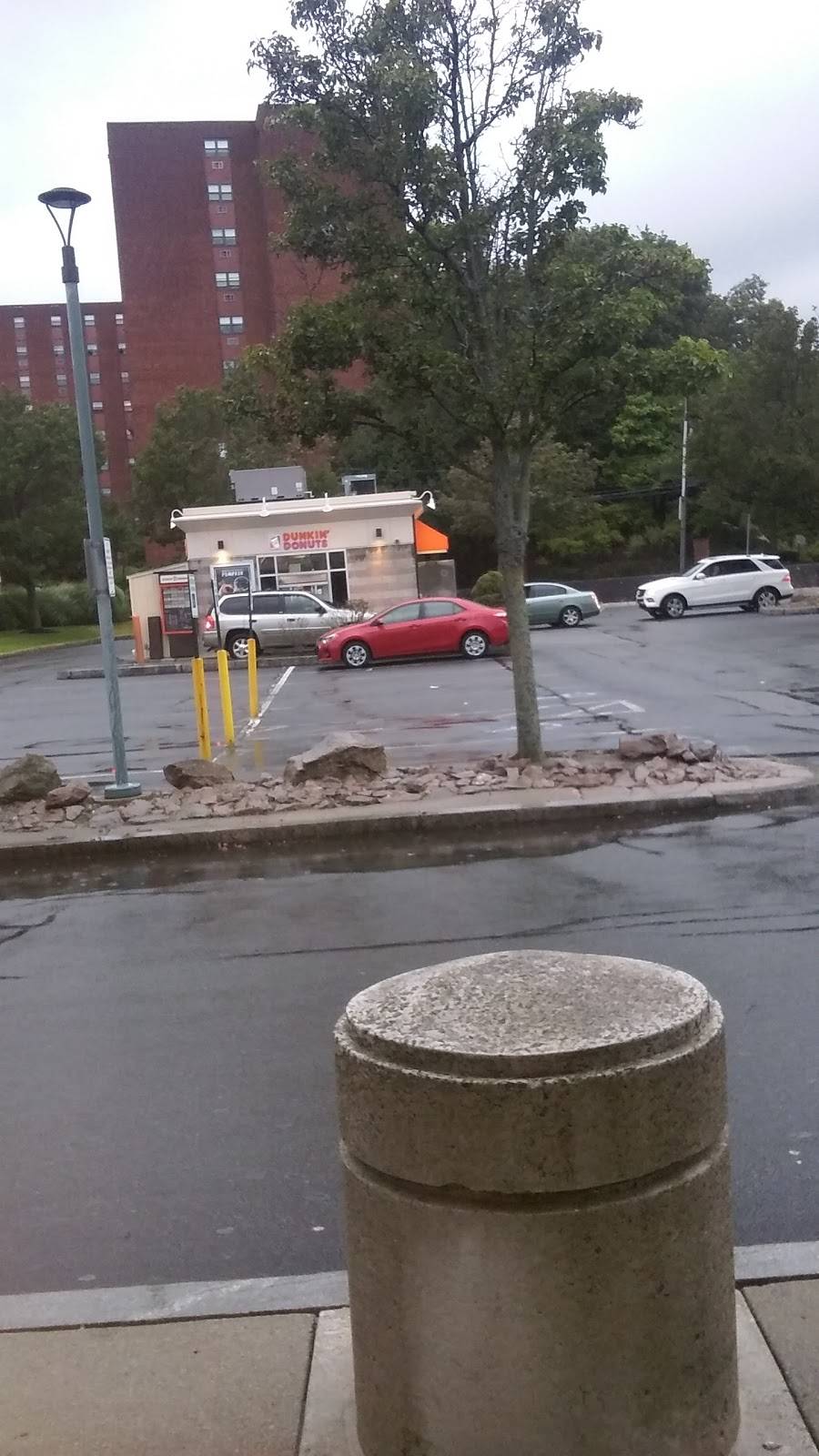 Dunkin | bakery | 100 Granite St, Quincy, MA 02169, USA | 6173286045 OR +1 617-328-6045